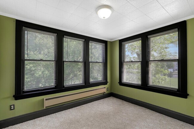 Foto del edificio - 3217 4th St SE