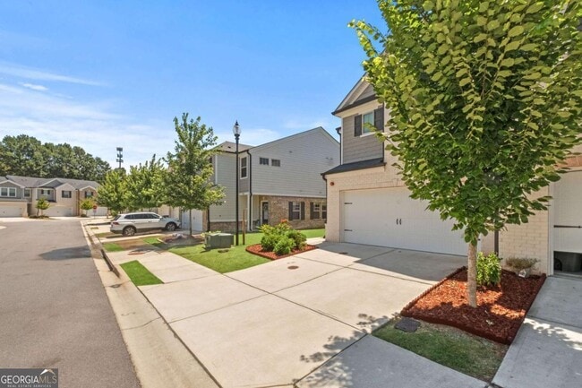 Building Photo - 1166 Arrowlake Rd