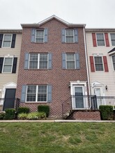 Building Photo - 205 Decatur St
