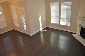 Building Photo - 28127 Scenic Shore Ln