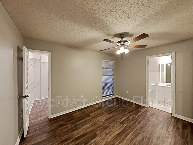 Building Photo - 13741 SW 46th Terrace