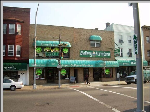 Building Photo - 863-865 Elizabeth Ave