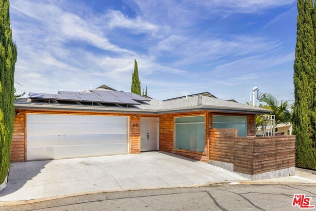 Building Photo - 4075 Los Nietos Dr