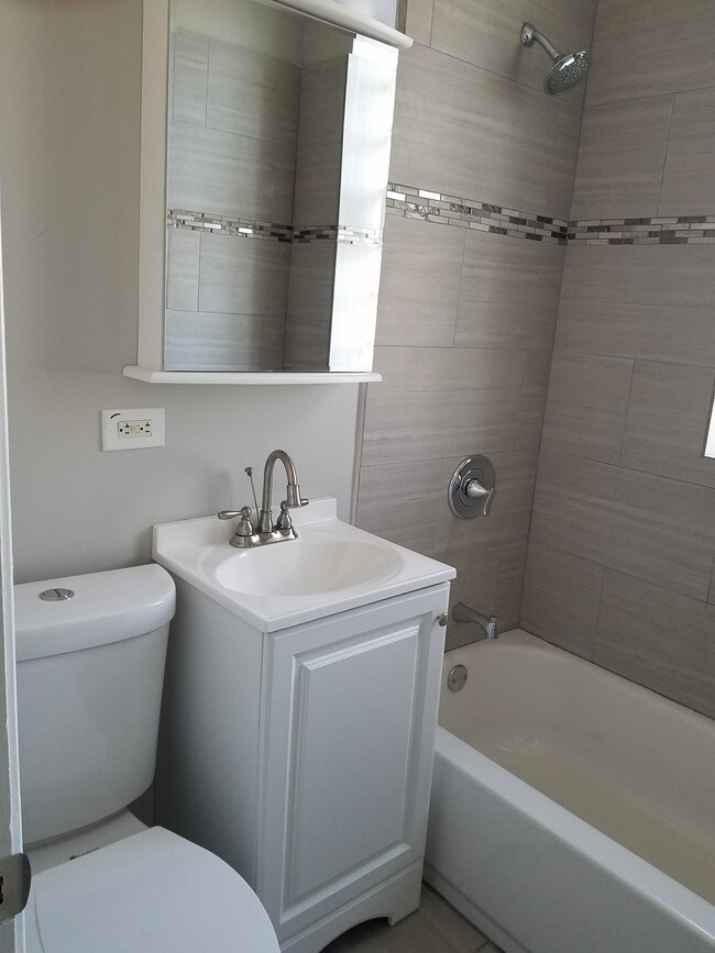 Foto del edificio - 6620 S St Lawrence Ave