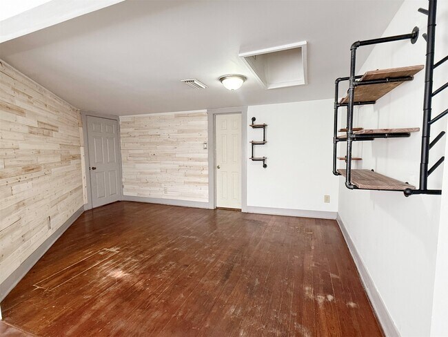 Foto del edificio - 2405 Sunset Blvd