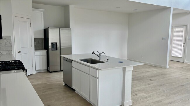 Building Photo - 5735 Blue Grama Dr