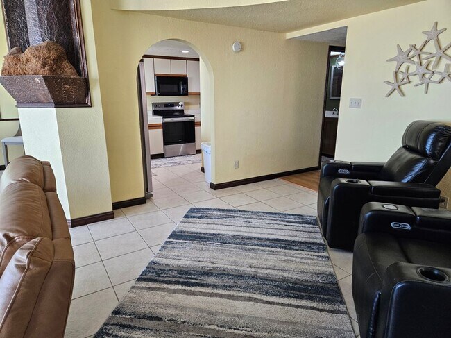 Foto del edificio - 1336 Harbor Island Dr