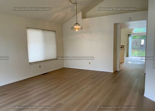 Foto del edificio - Charming Family Haven in the heart of Windsor