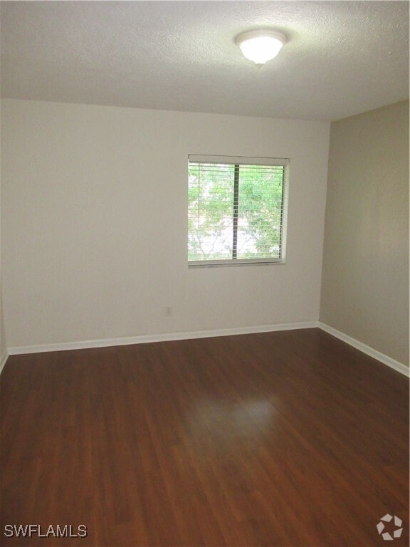 Building Photo - 4605 Bayshore Dr