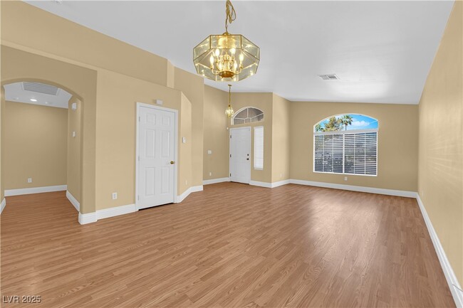 Building Photo - 1900 Crystal Glen Ct