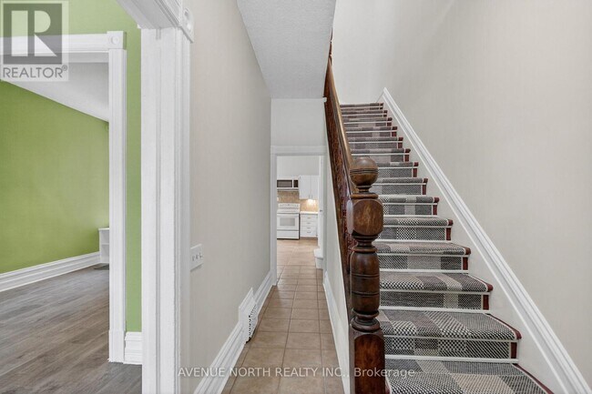 Photo du bâtiment - 210 Florence St