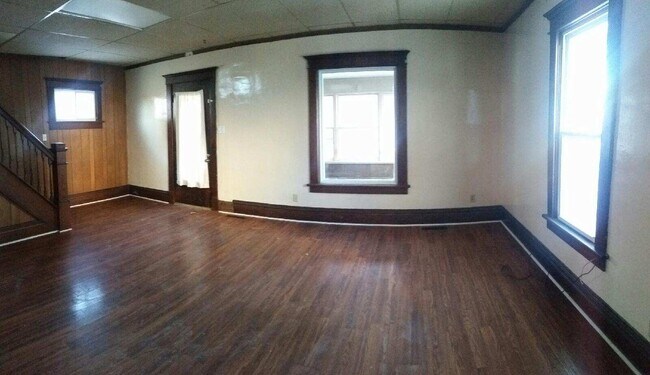 Foto del edificio - 203 Elmwood St