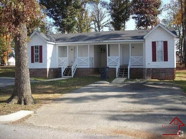 Building Photo - 157 Bybee Woods Dr