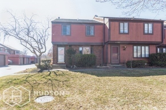 Primary Photo - 1189 Peppertree Dr