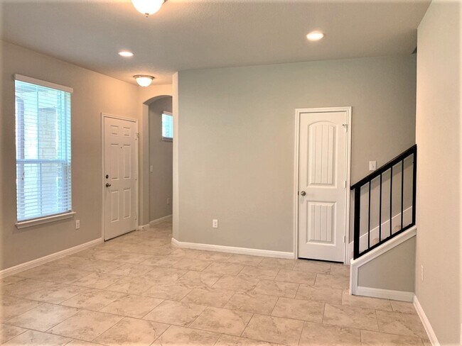 Foto del edificio - 409 Rhetoric Way