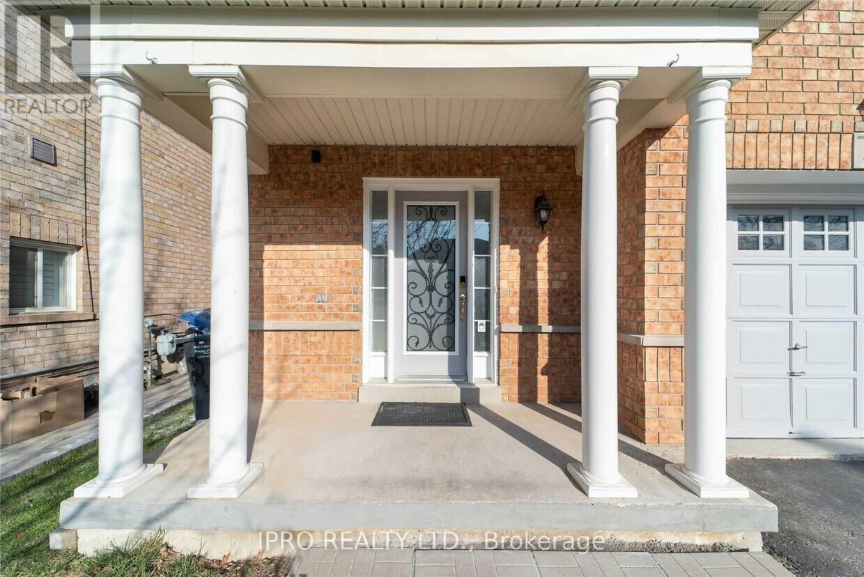 Primary Photo - 27 Hollingsworth Cir