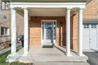 Building Photo - 27 Hollingsworth Cir