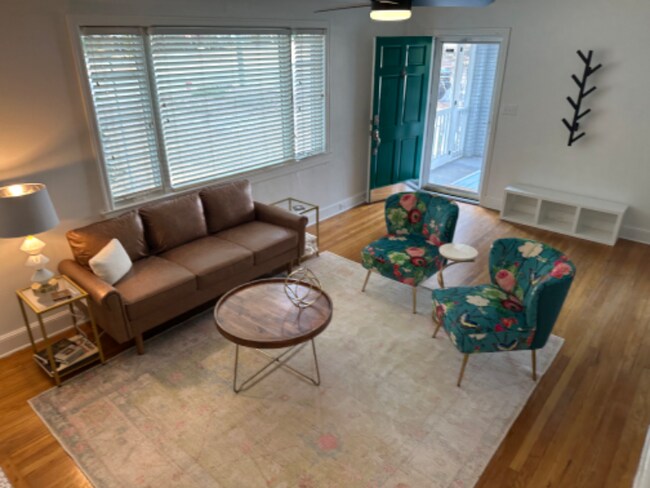 Foto del edificio - 2440 Craig Rd