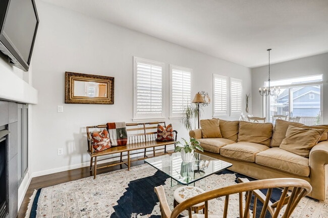 Building Photo - 1020 Ulster St