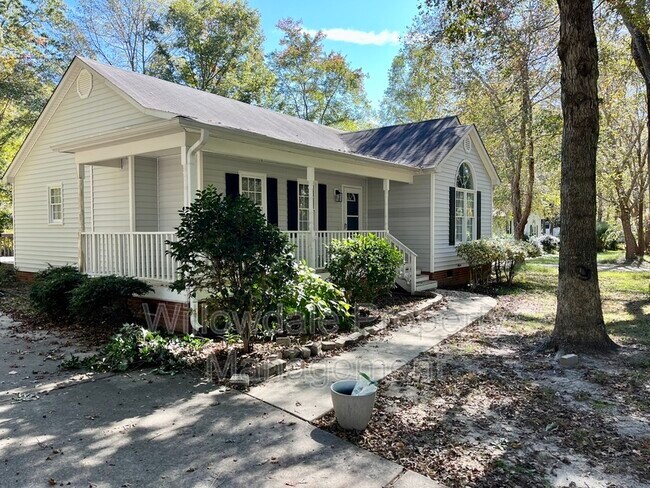 Building Photo - 222 Deer Run Ct