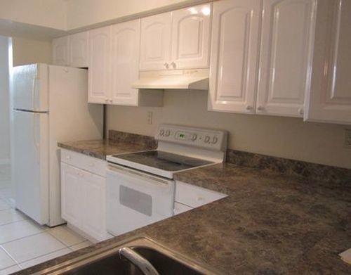 Foto del edificio - 545 SE 12th St