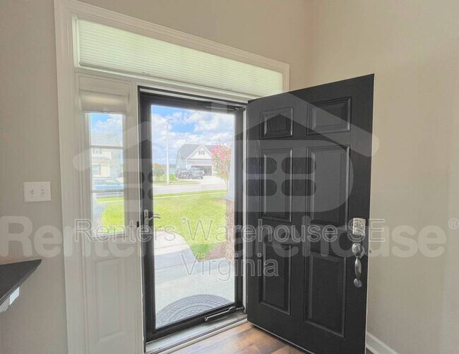 Building Photo - 1421 Thrasher Lndg