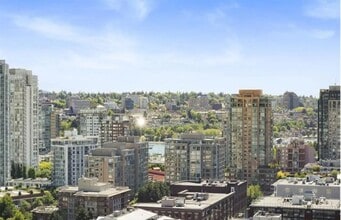 Building Photo - 928 Homer St