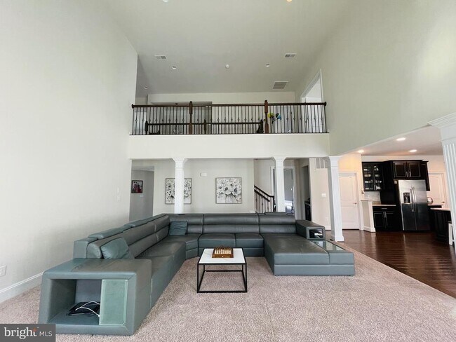 Foto del edificio - 25910 Delaware Oaks Pl