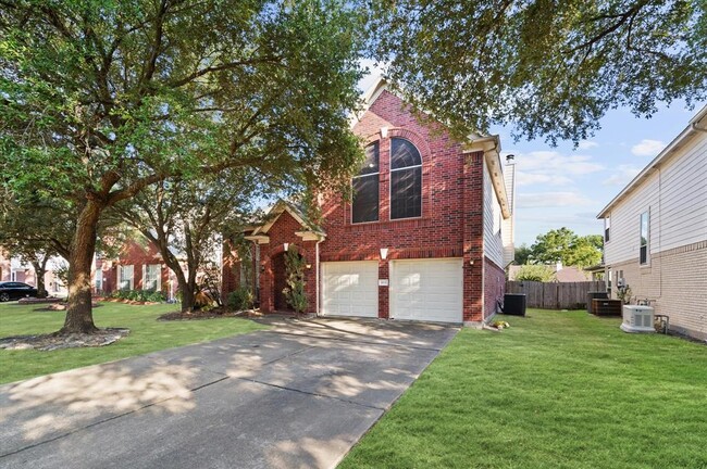 Foto del edificio - 10015 Hickory Trail Ln