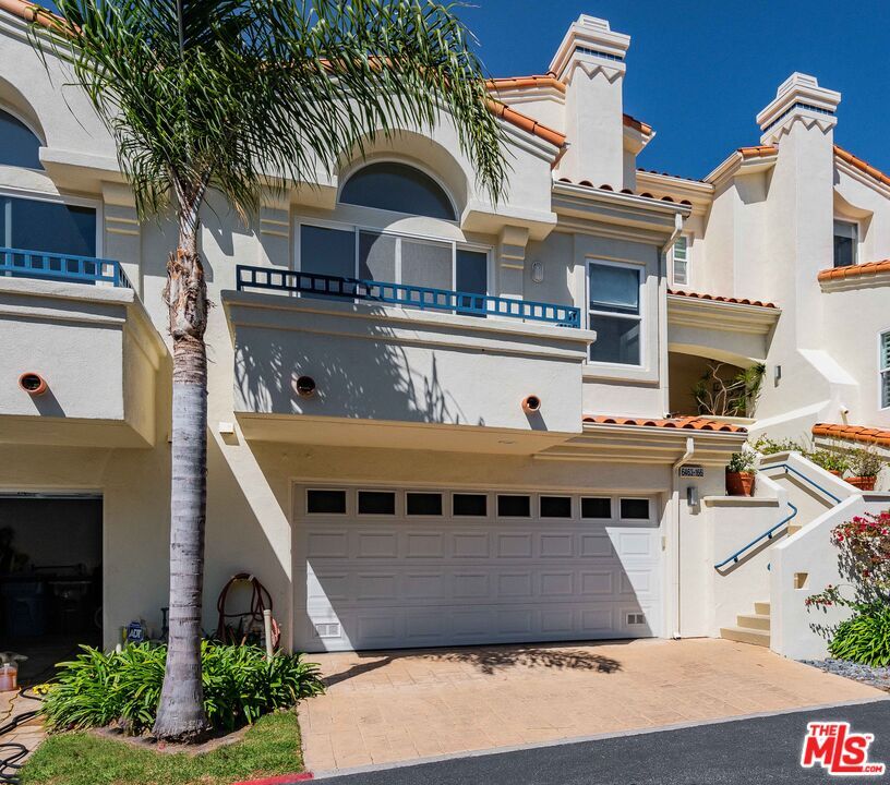 Foto principal - 6463 Zuma View Pl
