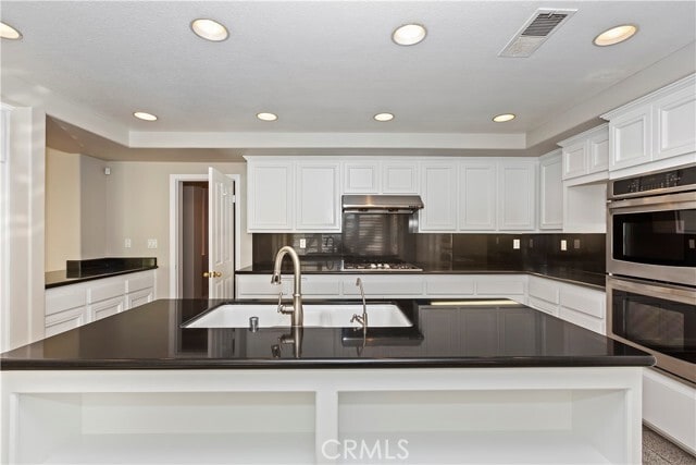 Building Photo - 2533 Palomino Dr