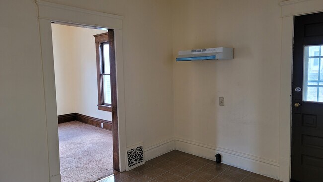 Foto del edificio - 333 S McKinley Ave