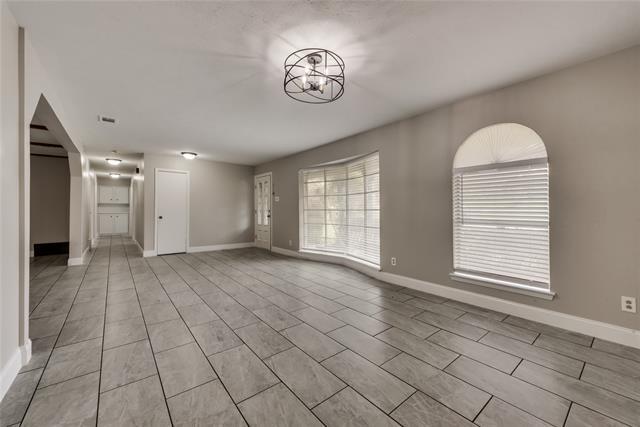 Building Photo - 926 Hampshire Dr