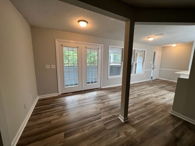 Building Photo - 2909 Spring Garden St