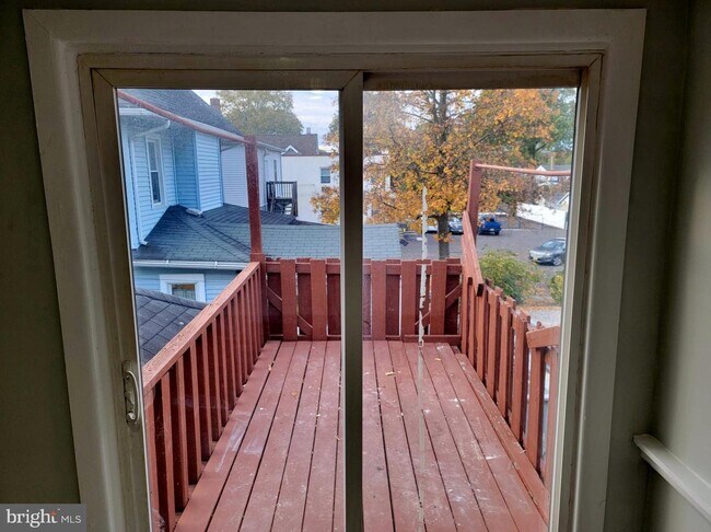 Foto del edificio - 239 S White Horse Pike