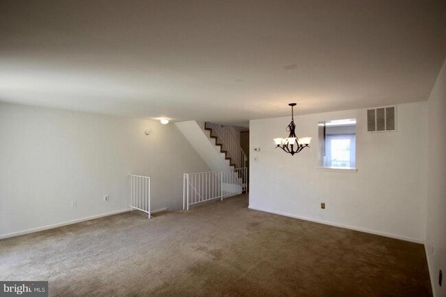 Foto del edificio - 14405 Black Horse Ct