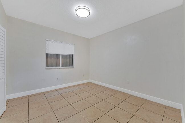 Foto del edificio - 2185 NW 16th Ter