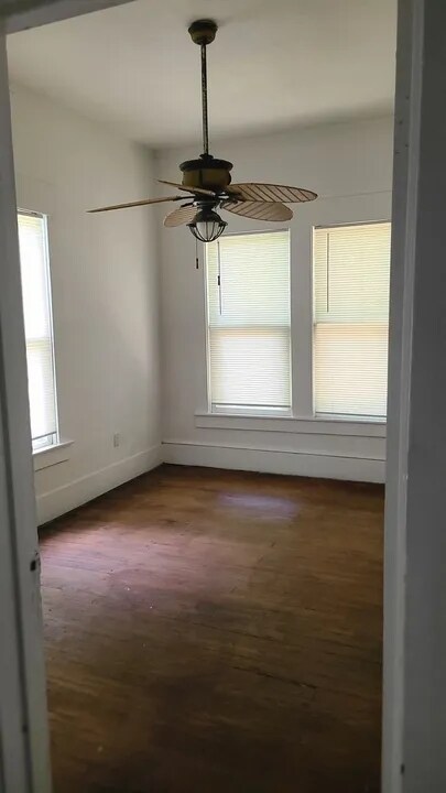 Foto del edificio - 1021 Preston St