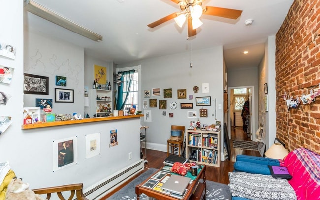 Foto del edificio - 2841 n Calvert Street