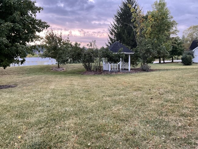 Building Photo - 10421 Yoder Rd