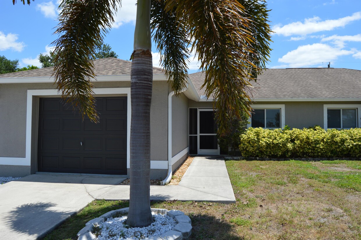 Primary Photo - 1225 Andalusia Blvd
