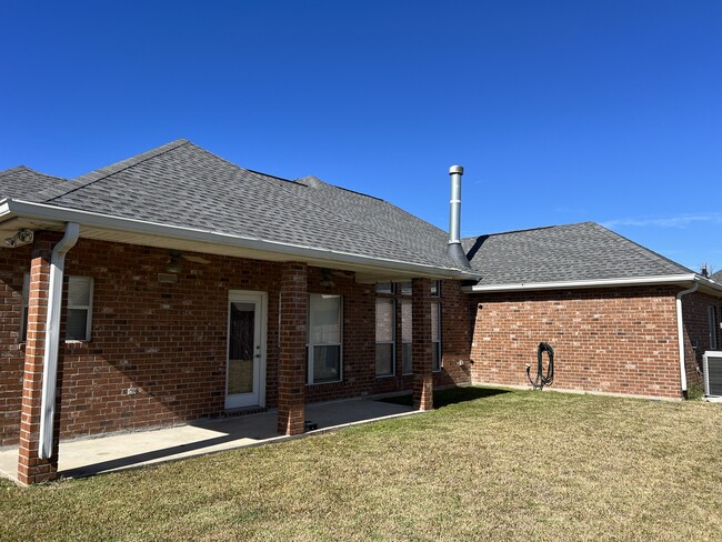 Building Photo - 109 Allison Dr