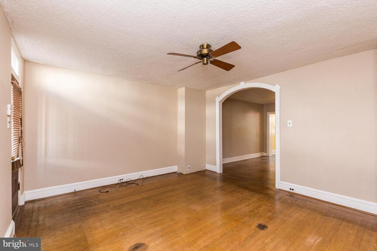 Primary Photo - 161 Cotton St