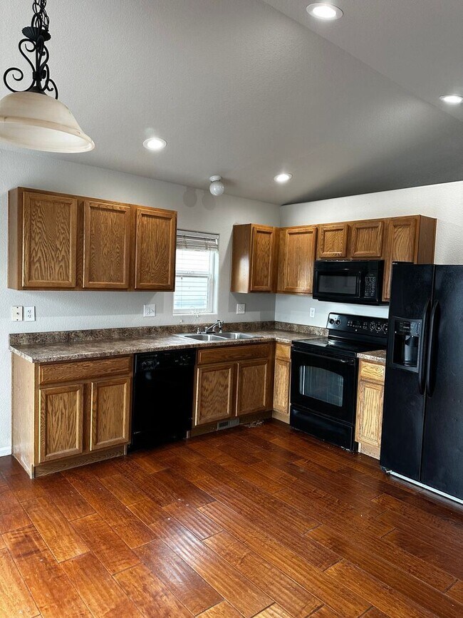 Foto del edificio - 3 br, 2 bath House - 7455 Dobbs Drive