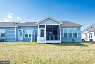 Building Photo - 858 Moorings Cir