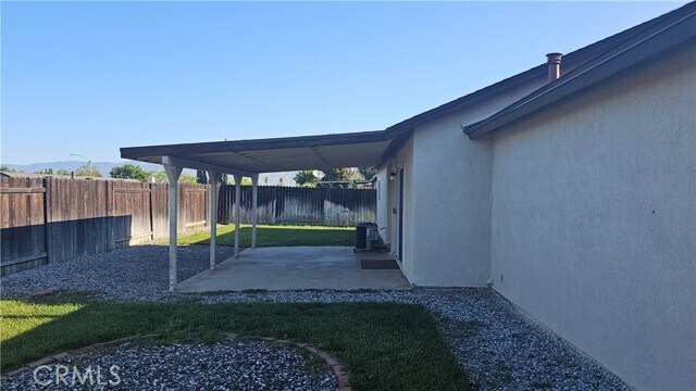 Foto del edificio - 801 Belinda Ln