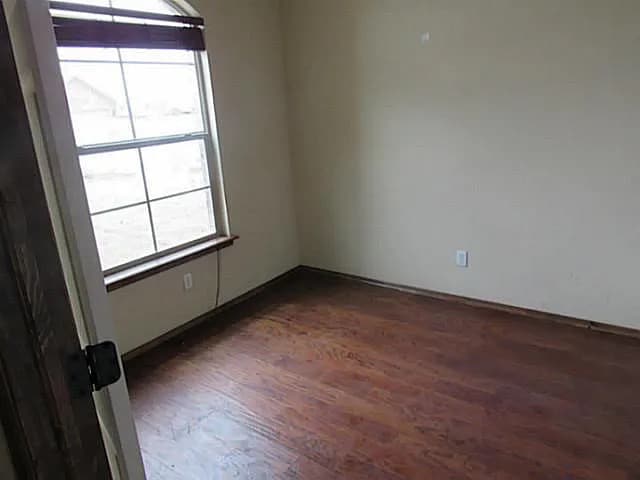 Photo - 937 SW 15th St House