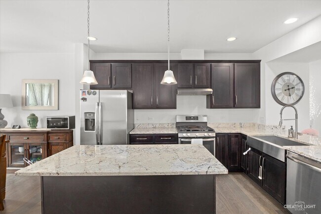 Building Photo - 4422 Monroe Ct