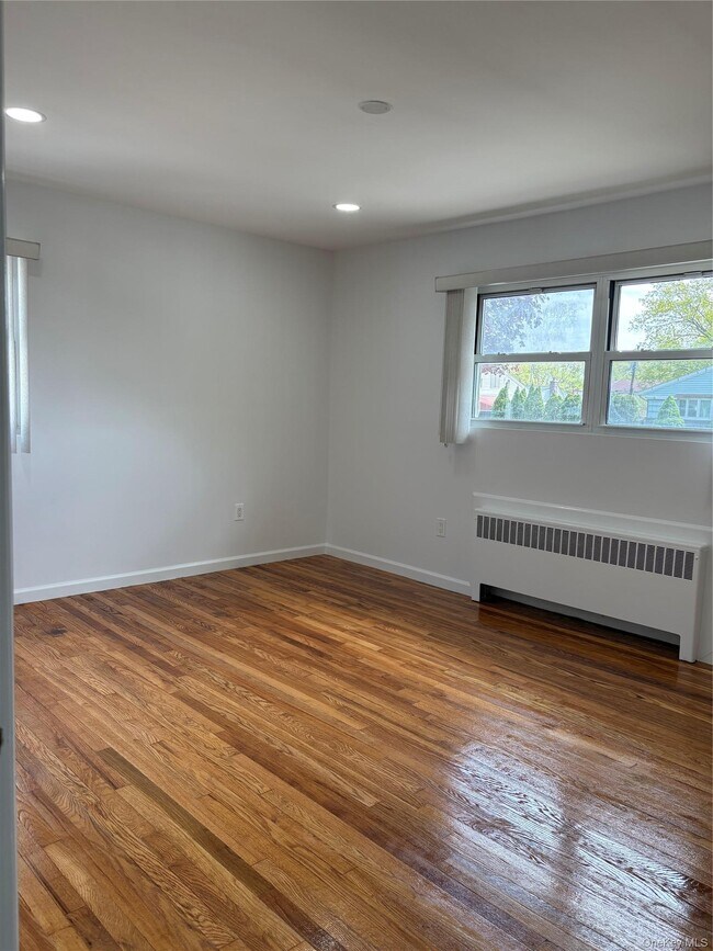 Foto del edificio - 2262 Leighton Rd