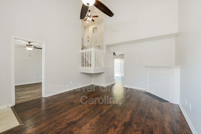 Building Photo - 3140 Kensington Pl